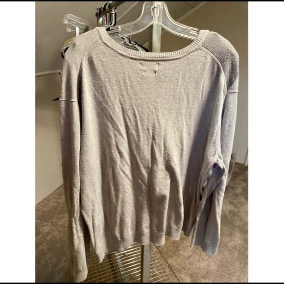 Women’s V-Neck Sweater - Picture 2 of 4